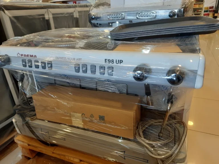 Faema E98 UP Profesyonel Espresso Kahve Makinesi